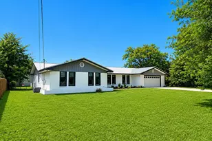 922 Radcliff Ave, Lynn Haven, FL 32444 - Photo 3