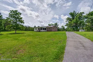 2527 Frost Ln, Chipley, FL 32428 - Photo 3