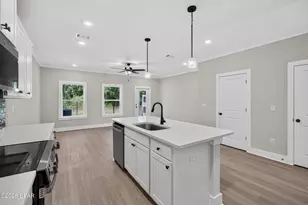 323 Cyan Ln, Panama City Beach, FL 32407 - Photo 7