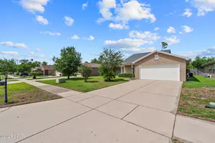 816 E 24th St, Lynn Haven, FL 32444 - Photo 37