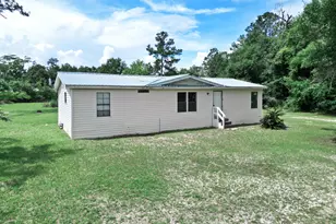 10461 NW 1st St, Bristol, FL 32321 - Photo 39