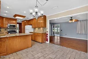 1712 Shamrock Ln, Chipley, FL 32428 - Photo 7