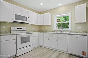 10477 NW Azalea St, Bristol, FL 32321 - Photo 7