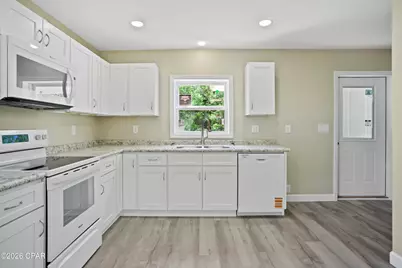 10477 NW Azalea Street, Bristol, FL 32321 - Photo 9