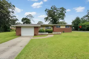 711 N Oklahoma St, Bonifay, FL 32425 - Photo 1