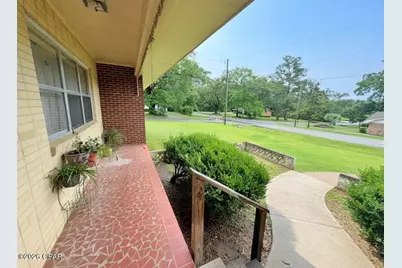 711 N Oklahoma Street, Bonifay, FL 32425 - Photo 7