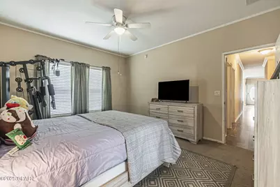 1180 Chattahoochee Avenue, Alford, FL 32420 - Photo 11