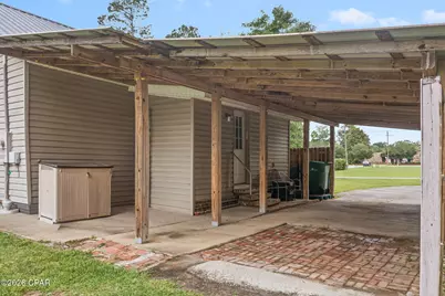 1016 10th Avenue, Graceville, FL 32440 - Photo 21