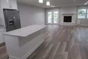 1345 Capri Dr, Panama City, FL 32405 - Photo 3