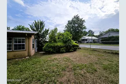 16895 Orange Street, Blountstown, FL 32424 - Photo 15