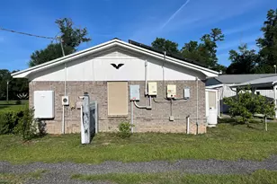 5671 Fort Rd, Greenwood, FL 32443 - Photo 23