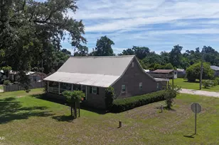 2034 Main St, Grand Ridge, FL 32442 - Photo 29