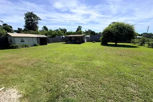 2034 Main St, Grand Ridge, FL 32442 - Photo 37