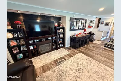 2034 Main Street, Grand Ridge, FL 32442 - Photo 5