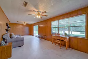 2555 Hollister Rd, Marianna, FL 32446 - Photo 13