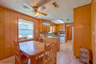 2555 Hollister Rd, Marianna, FL 32446 - Photo 9