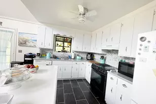 2609 Arpana Cir, Alford, FL 32420 - Photo 11
