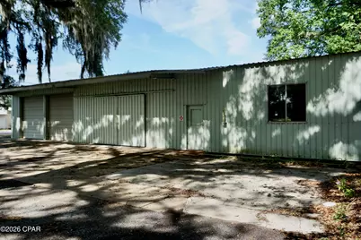 13 S Bolivar Street, Chattahoochee, FL 32324 - Photo 9