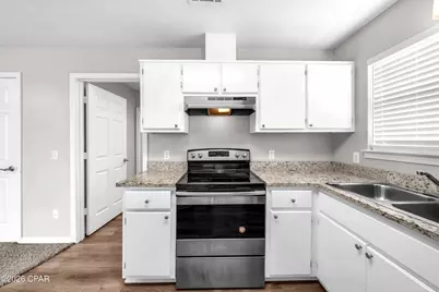 2817 E 17th Street, Panama City, FL 32405 - Photo 5