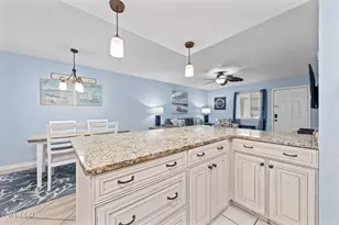103 W Leslie Ln, Panama City Beach, FL 32407 - Photo 11