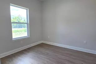 635 N 11th St, Panama City, FL 32404 - Photo 15