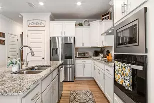 233 Martingale Loop, Lynn Haven, FL 32444 - Photo 7