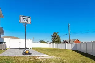 233 Martingale Loop, Lynn Haven, FL 32444 - Photo 23