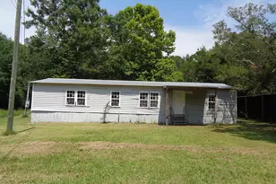 897 S 8th St, Chipley, FL 32428 - Photo 1