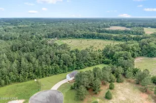 566 Lakepointe Dr, Chipley, FL 32428 - Photo 15