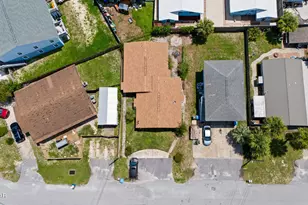 7931 S Lagoon Dr, Panama City, FL 32408 - Photo 39