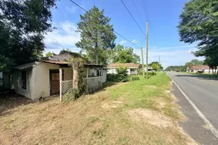 509 W N Ave, Bonifay, FL 32425 - Photo 3