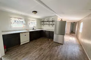 4304 Thunder Rd, Sneads, FL 32460 - Photo 11