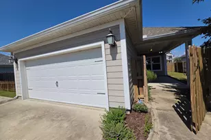 105 Blue Heron Ln, Panama City, FL 32404 - Photo 5