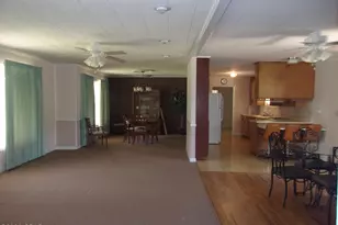 409 E Wisconsin Ave, Bonifay, FL 32425 - Photo 19