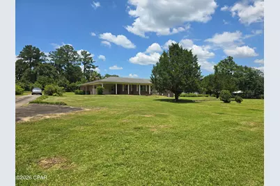 409 E Wisconsin Avenue, Bonifay, FL 32425 - Photo 9