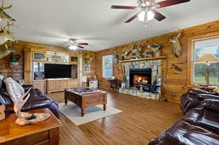 705 Cornwell Rd, Alford, FL 32420 - Photo 21