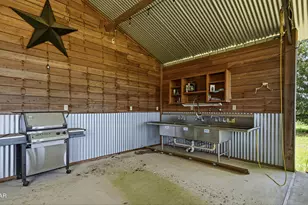 705 Cornwell Rd, Alford, FL 32420 - Photo 45