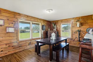 705 Cornwell Rd, Alford, FL 32420 - Photo 25