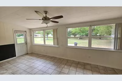 2091 Morven Street, Chipley, FL 32428 - Photo 9