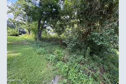 1025 Washington Avenue, Graceville, FL 32440 - Photo 5