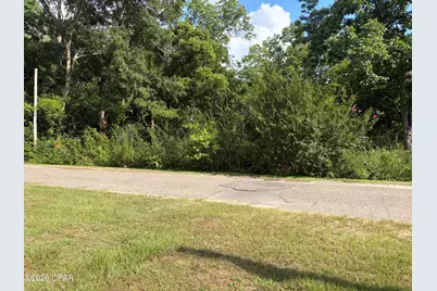 1025 Washington Avenue, Graceville, FL 32440 - Photo 9