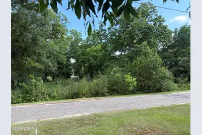 1025 Washington Avenue, Graceville, FL 32440 - Photo 3