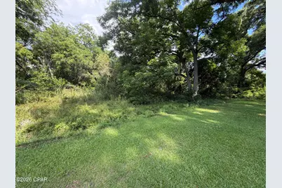 1025 Washington Avenue, Graceville, FL 32440 - Photo 7