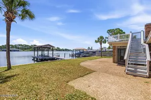7122 S Lagoon Dr, Panama City Beach, FL 32408 - Photo 35