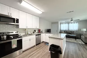 832 Premier Dr, Panama City, FL 32401 - Photo 9