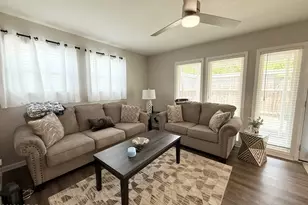 832 Premier Dr, Panama City, FL 32401 - Photo 5