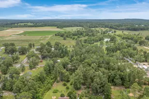 940 Jamie Dr, Chipley, FL 32428 - Photo 35