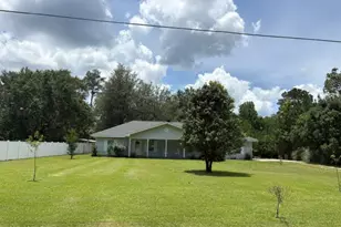 191 Castlewood Ln, Wewahitchka, FL 32465 - Photo 3