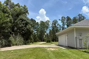 191 Castlewood Ln, Wewahitchka, FL 32465 - Photo 13