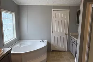 2802 Sylvania Rd, Vernon, FL 32462 - Photo 23